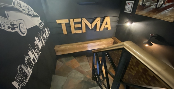 Мебель и декор из дерева для кафе Тема в Георгиевске
